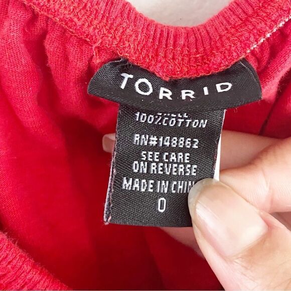 Torrid Women's Eyelet Babydoll Cold Shoulder Tank Blouse in Red - Picture 6 of 6